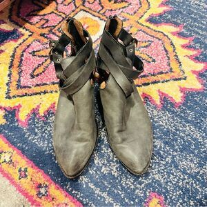GUC Jeffrey Campbell Dark Grey Leather Boots 8
